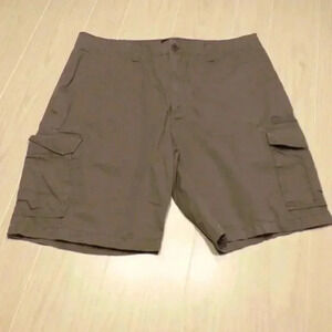 Cargo short by berkley jensen